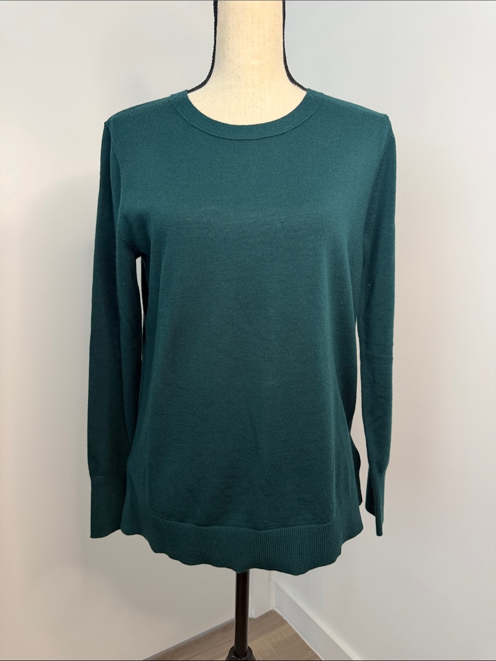 Banana Republic Green Teal Shadow Merino Wool Crewneck Sweater.  Sz Small